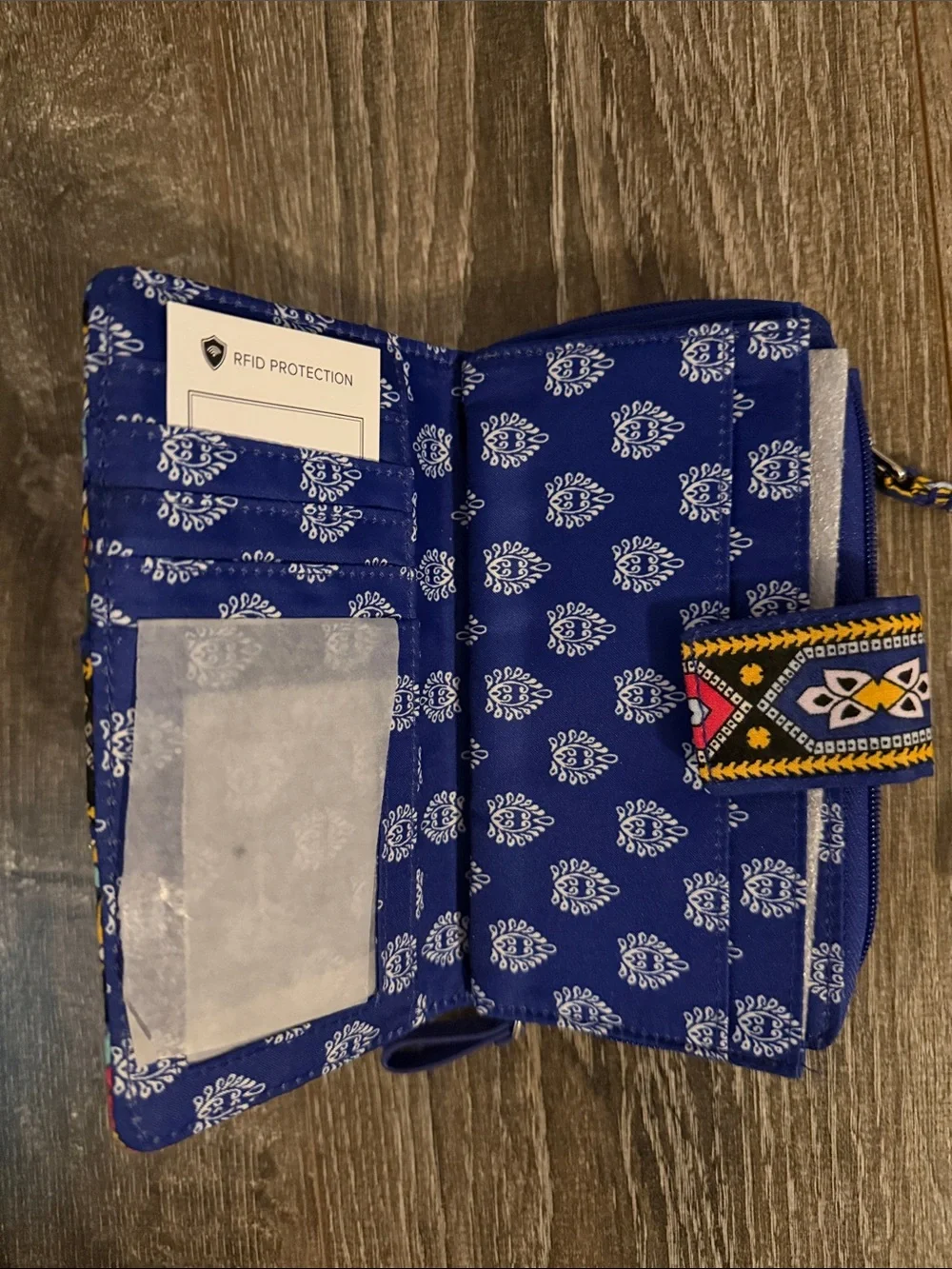 Vera Bradley Blue Multi Patterned Wristlet Clutch